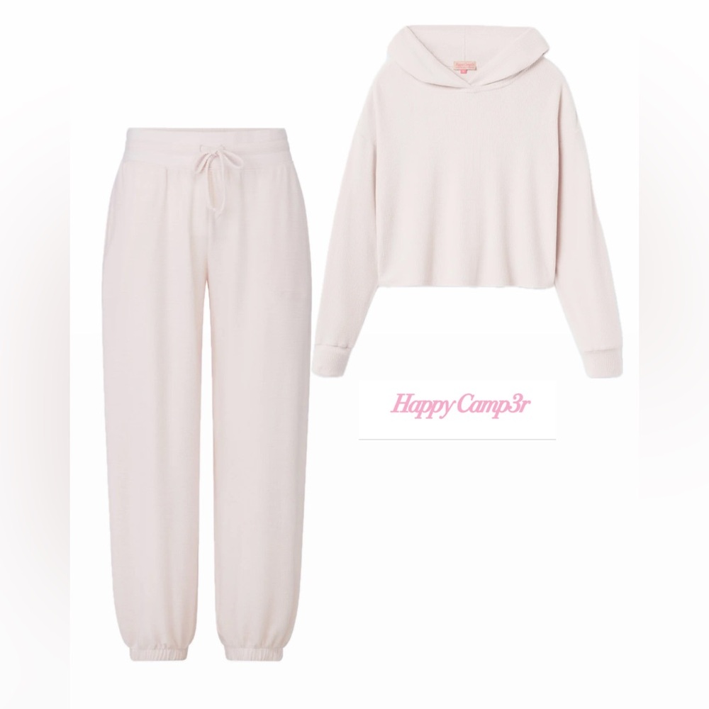NWT Happy Camp3r Cream Hoodie and Sweatpants Set
